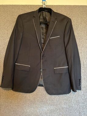 Men's Vitarelli Fabric Black Sport Coat with White Contrast Piping